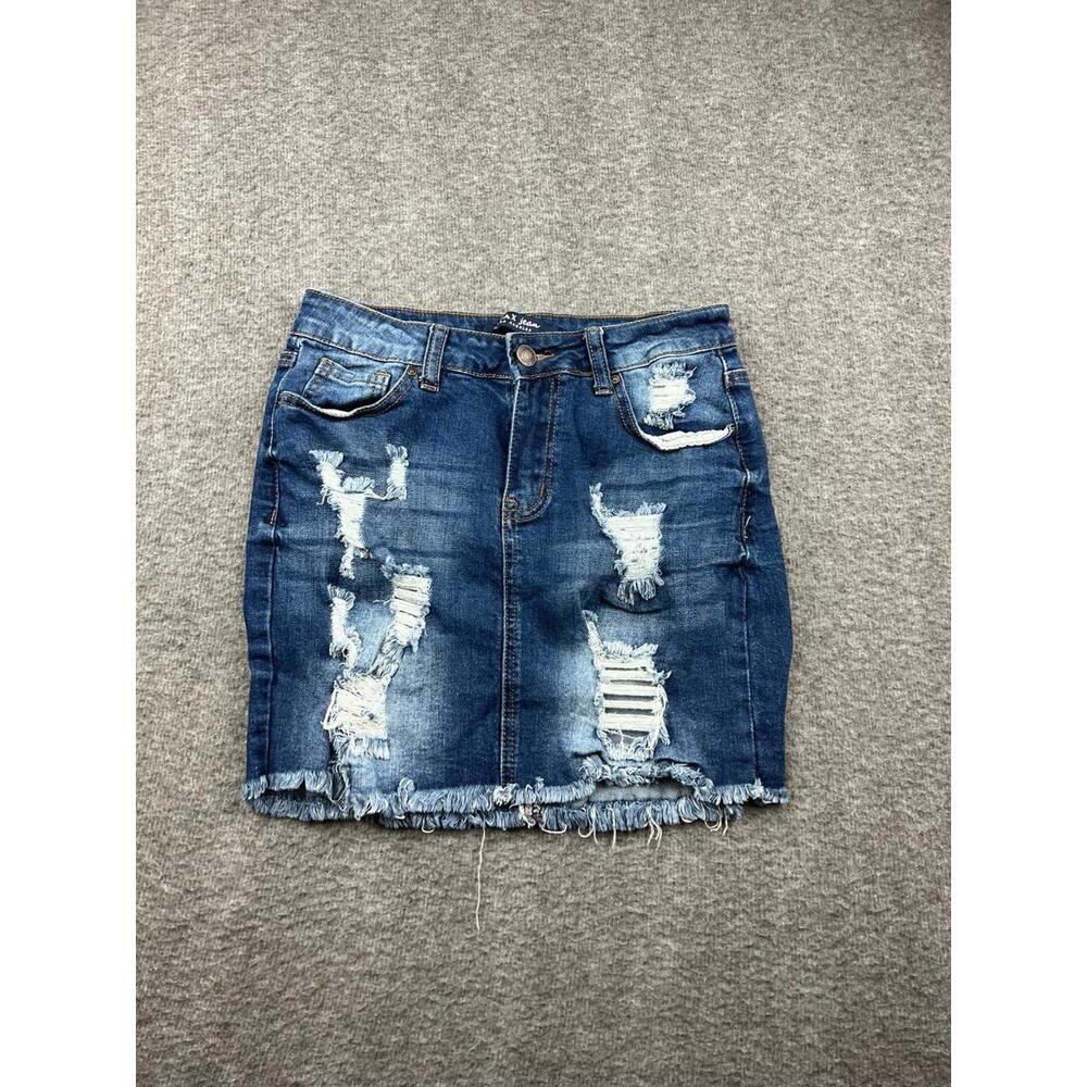 WAX Jean‎ Distressed Denim Skirt Size Small